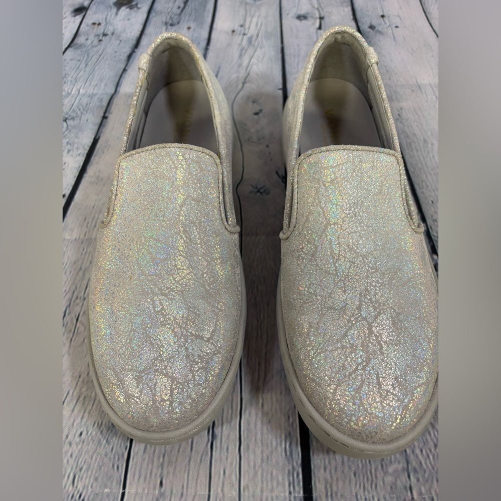 Vionic Iridescent Slip-On Sneakers